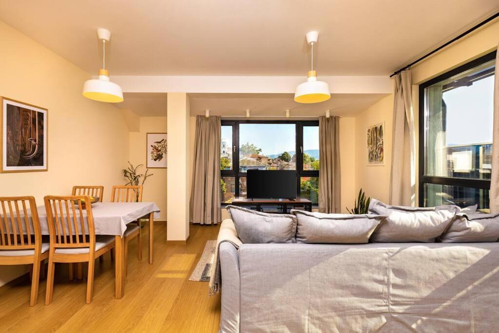 Hills View Central Apartment Пловдив Екстериор снимка