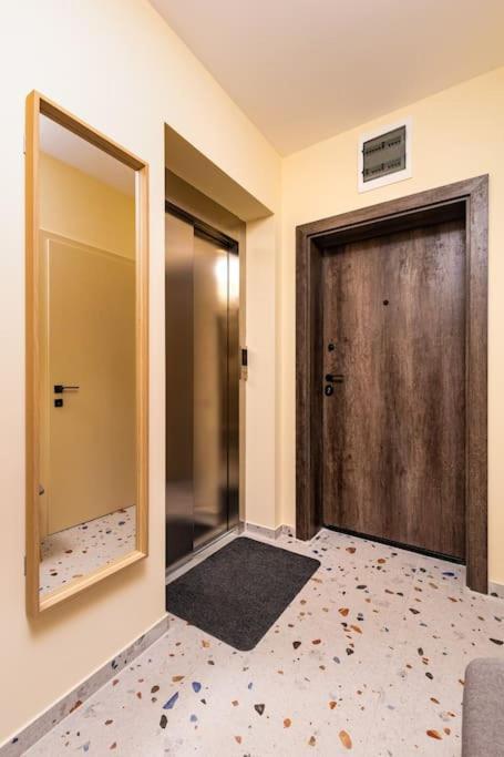 Hills View Central Apartment Пловдив Екстериор снимка