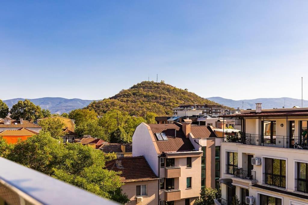 Hills View Central Apartment Пловдив Екстериор снимка