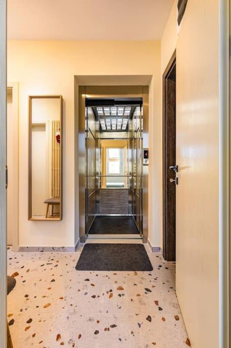 Hills View Central Apartment Пловдив Екстериор снимка